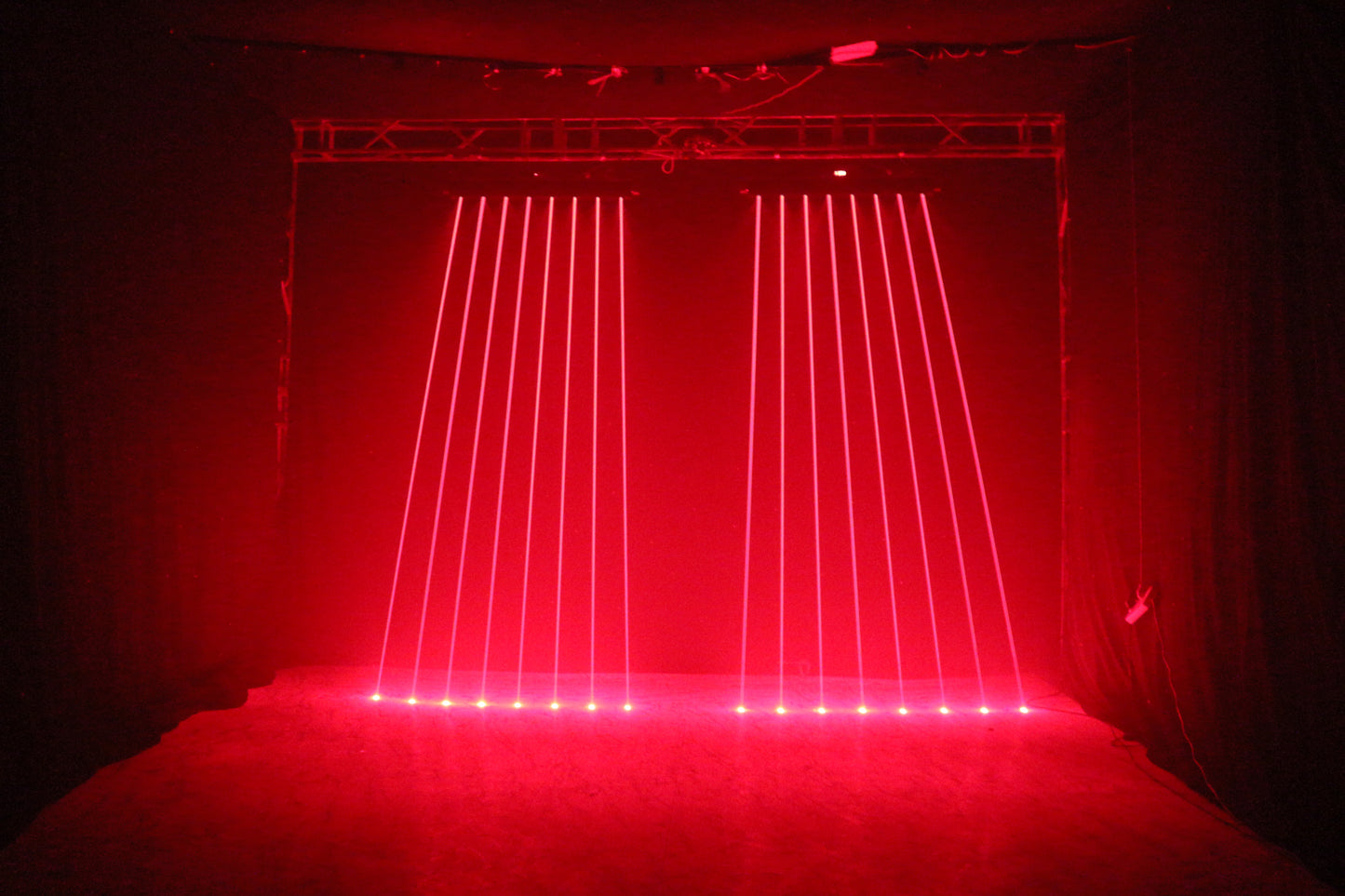 8 Eyes Laser Moving Head Bar Light