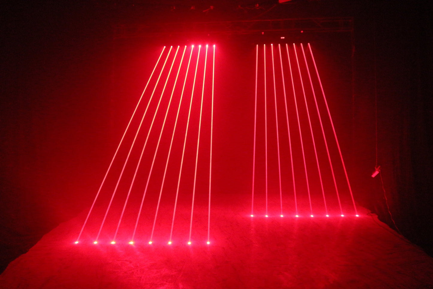 8 Eyes Laser Moving Head Bar Light
