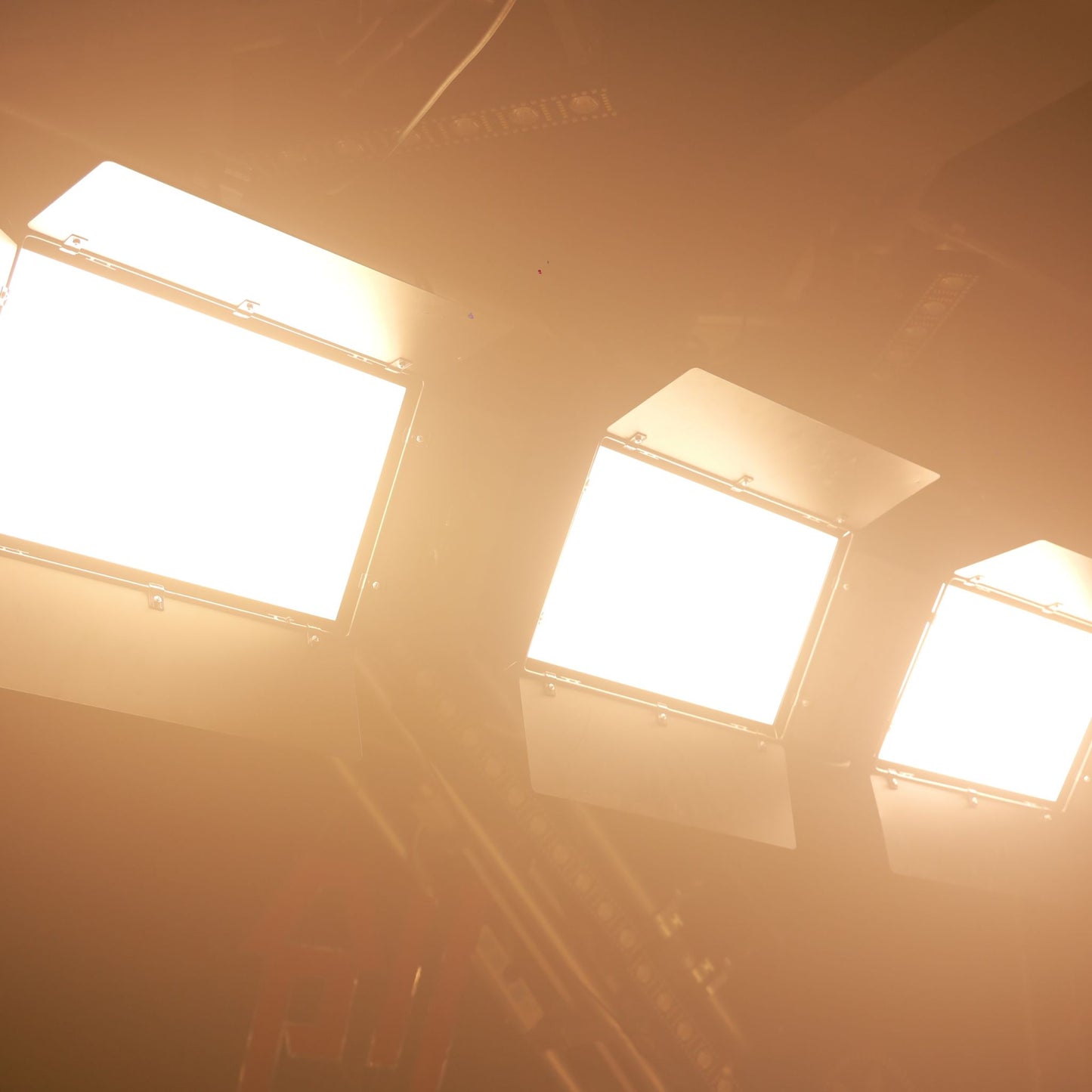 PBQ360ZA Tricolor Panel Light