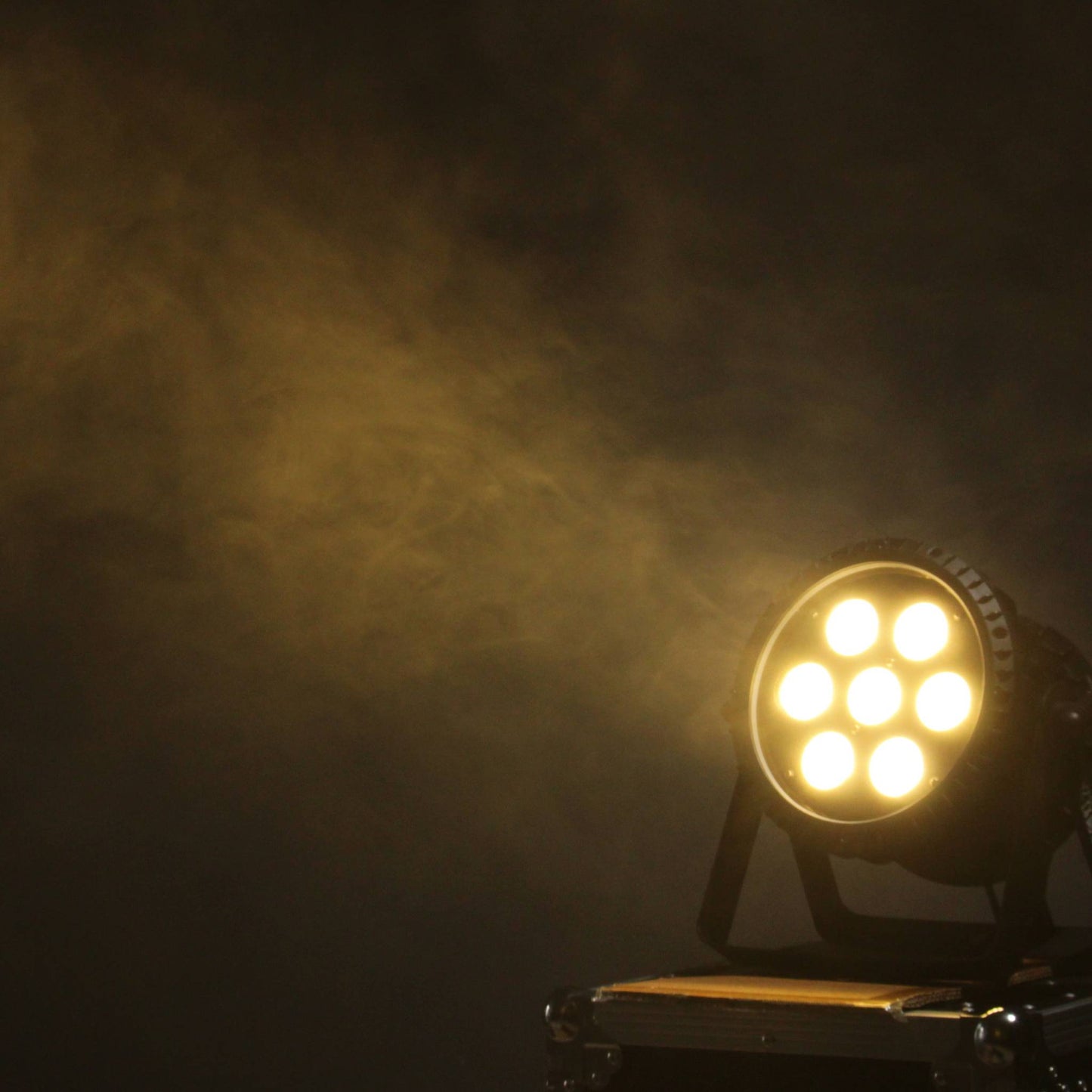 FM07SA – Waterproof 7x LED PAR Light