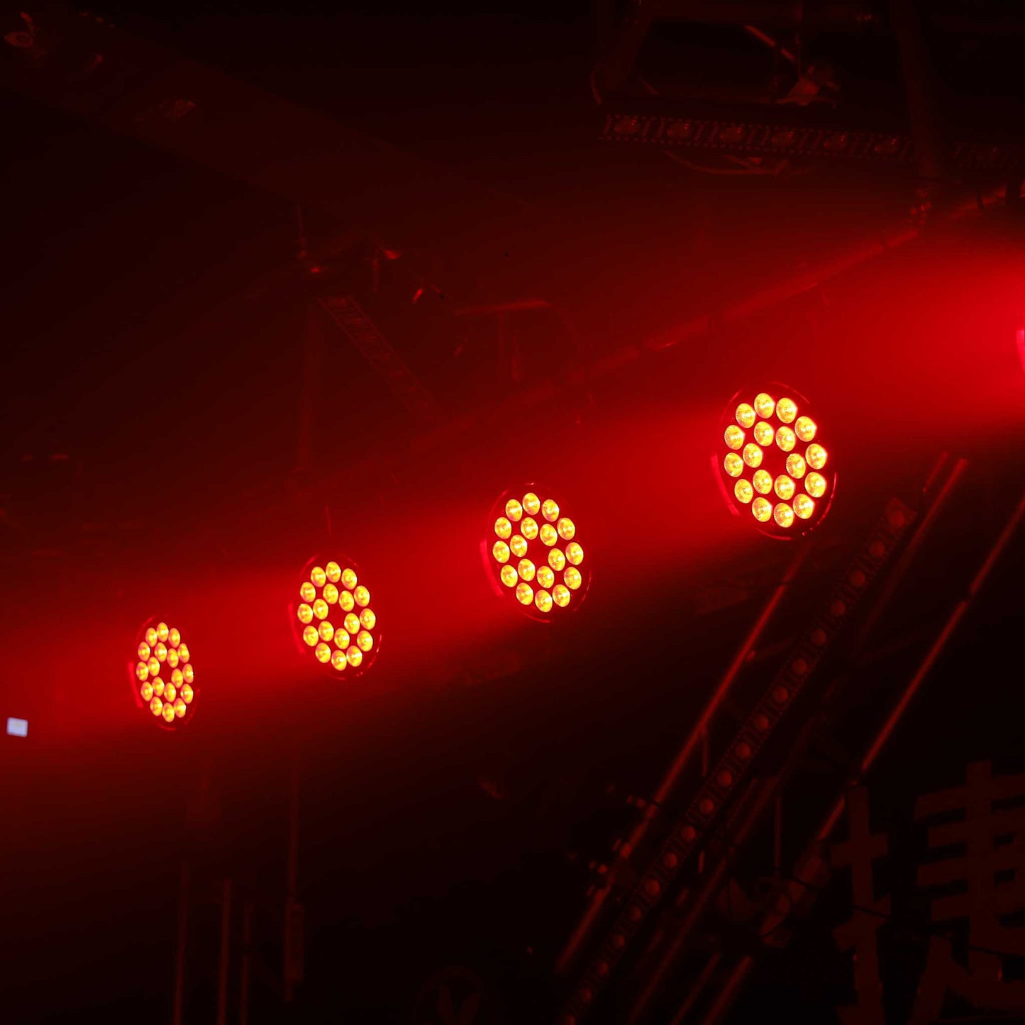 F418 – Waterproof 18x LED PAR Light