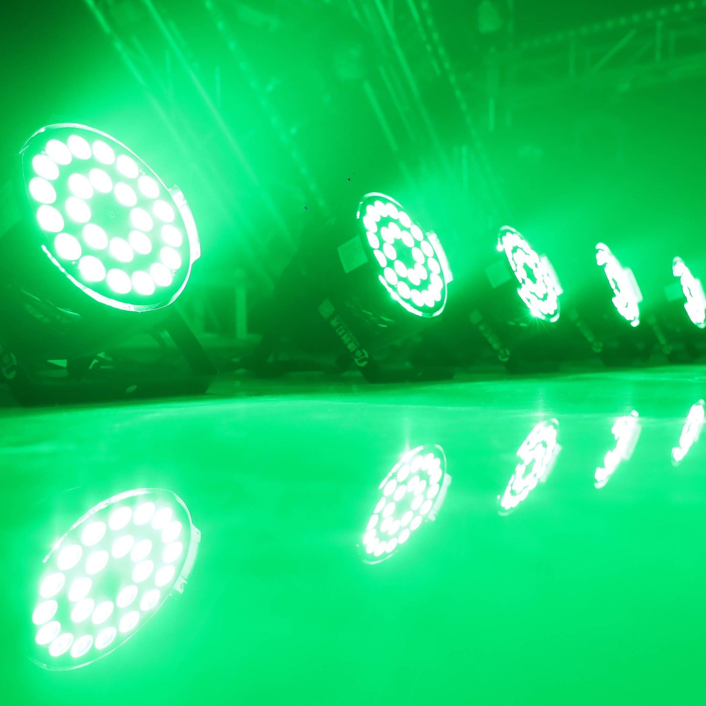 F424 – Waterproof 24x LED PAR Light