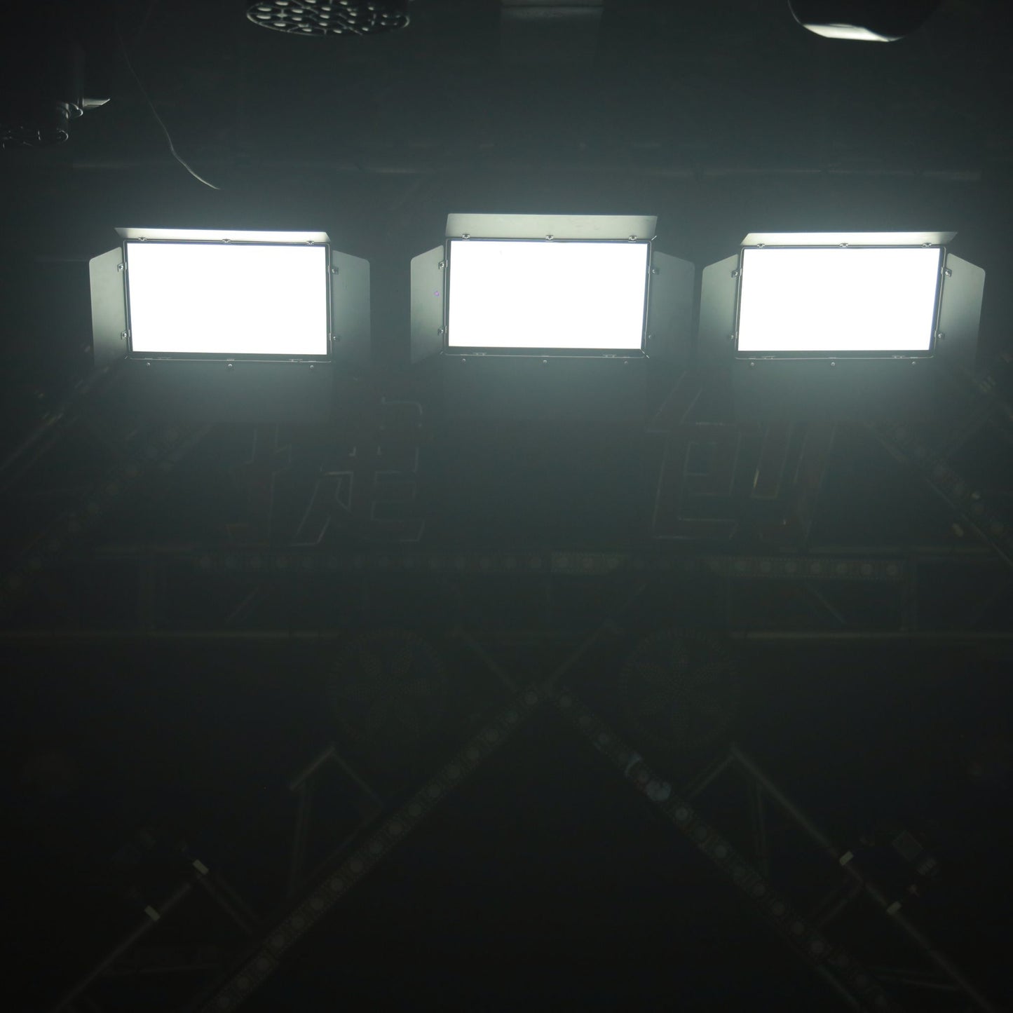 PBQ360ZA Tricolor Panel Light