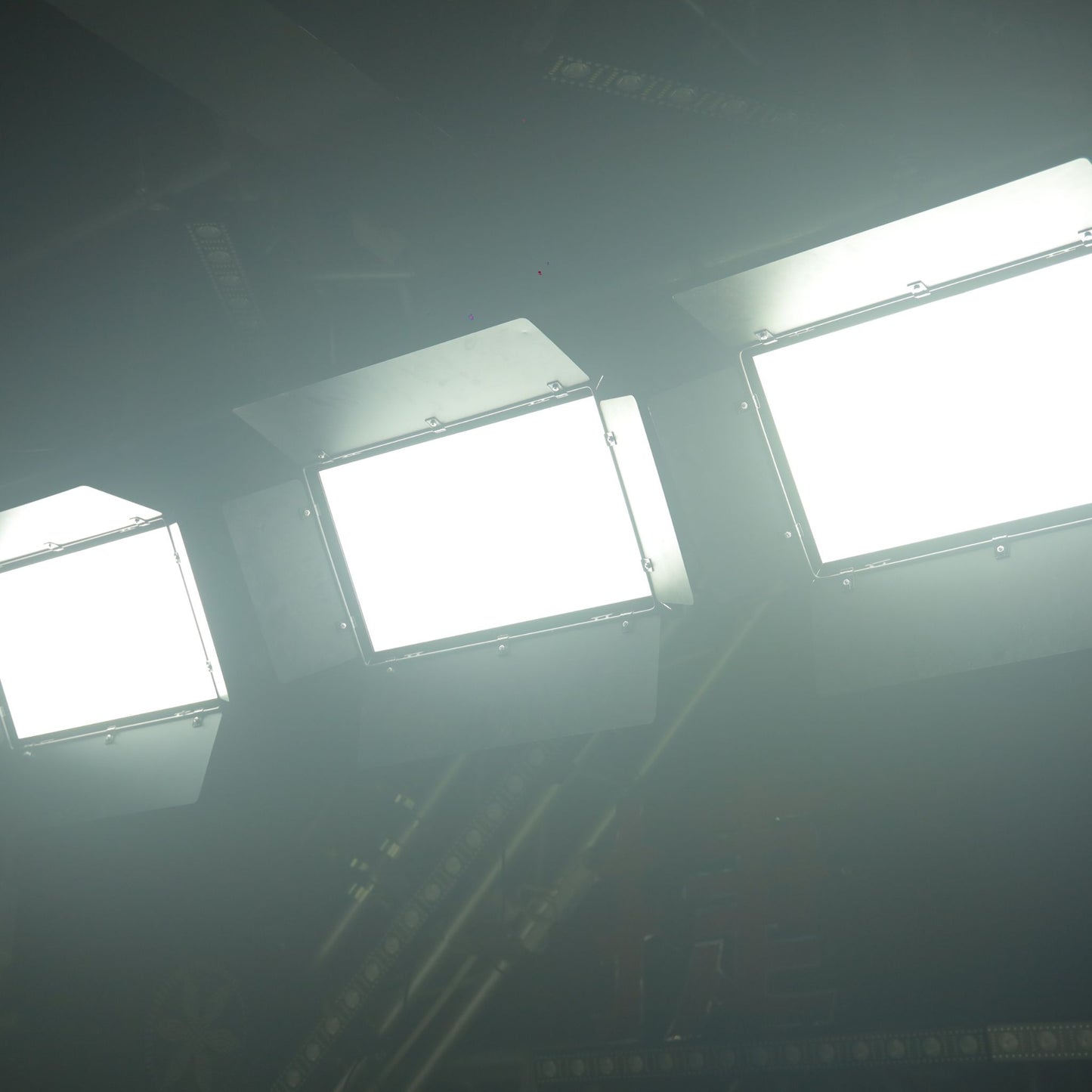 PBQ360ZA Tricolor Panel Light