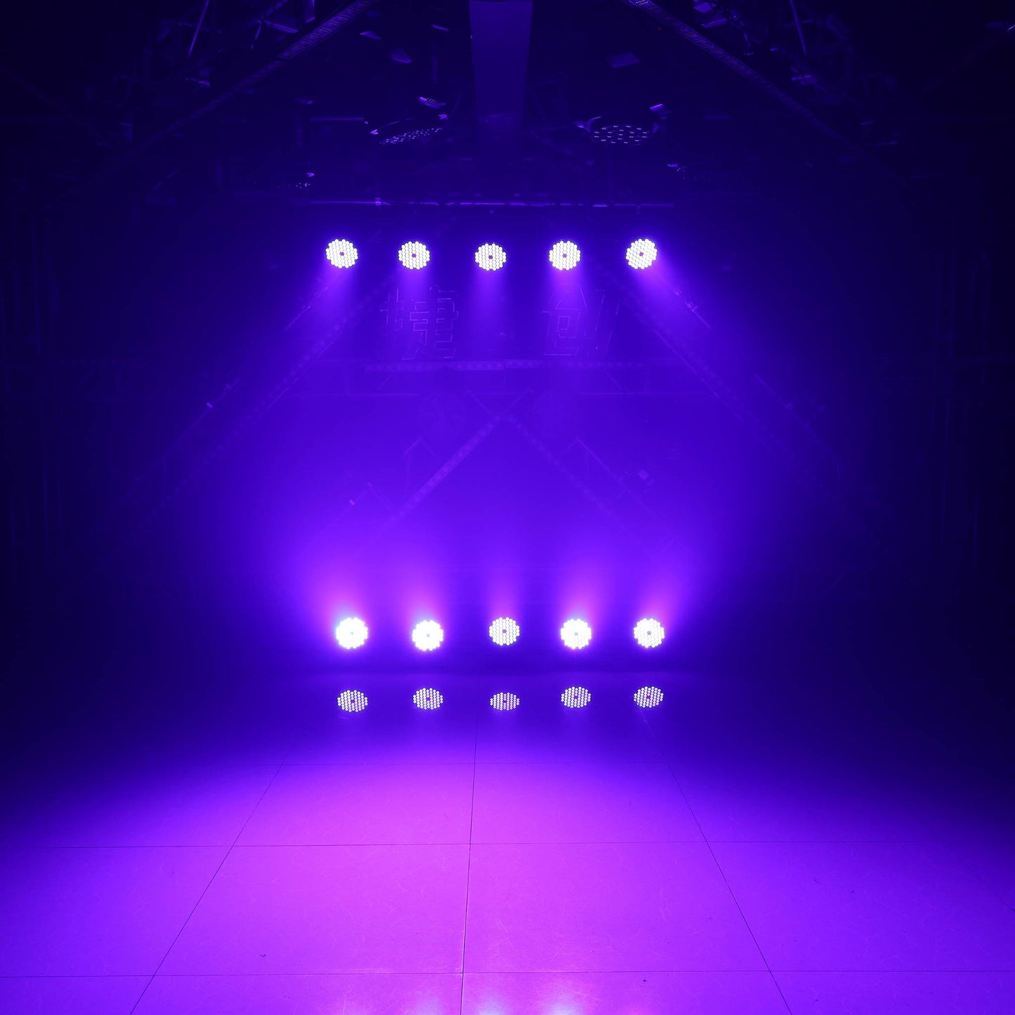 FB754 – Waterproof 54x LED PAR Light