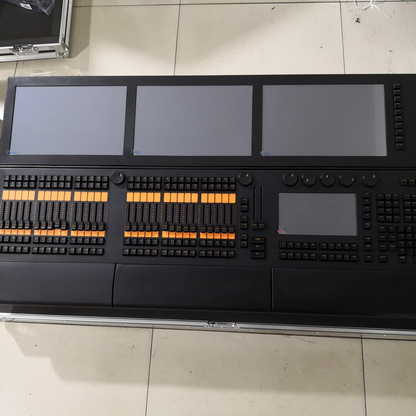 MA2 Console – Professional Lighting Control Console